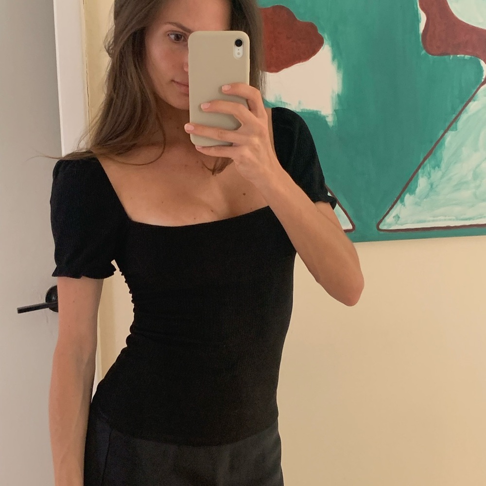 Reformation black top